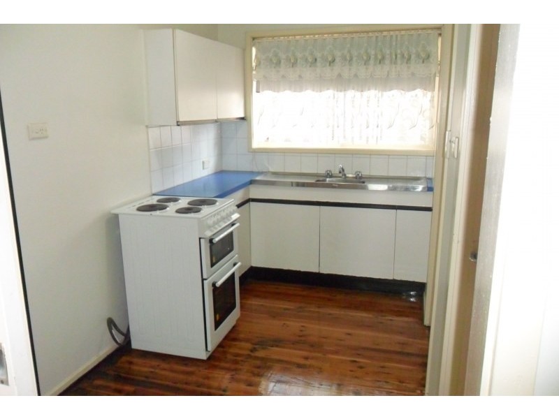 9 Robin Place, Ingleburn NSW 2565