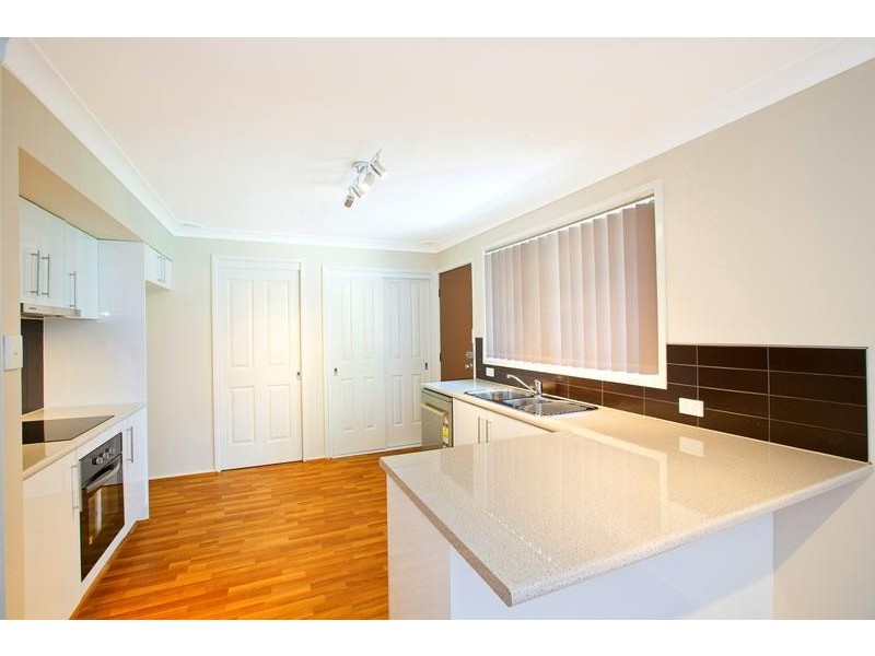 28 Desmond Street, Ingleburn NSW 2565