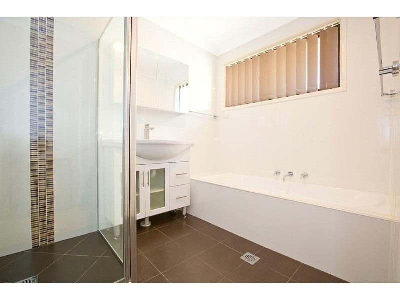 28 Desmond Street, Ingleburn NSW 2565