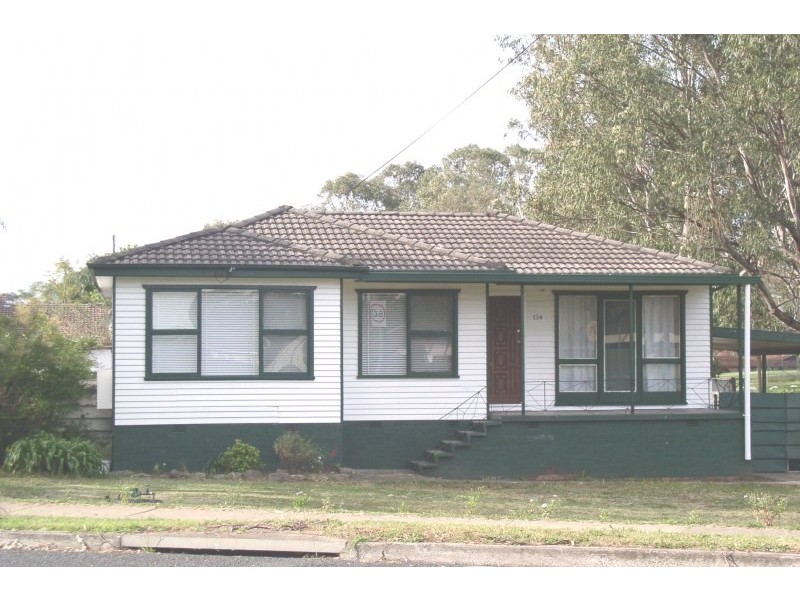 134 Saywell Road, Macquarie Fields NSW 2564