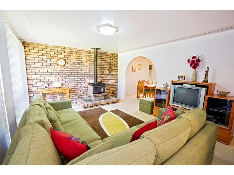 19 Popondetta Place, Glenfield NSW 2167