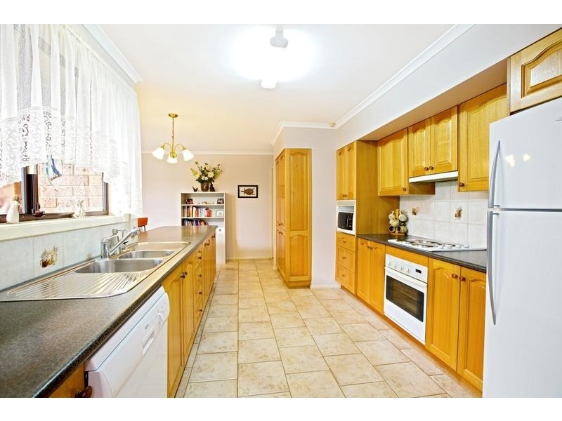 19 Popondetta Place, Glenfield NSW 2167