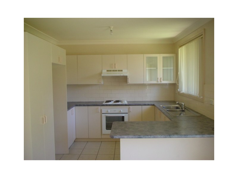 11 Daimler Place, Ingleburn NSW 2565