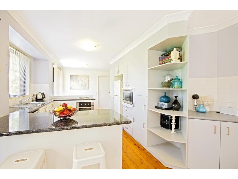 9 Adrian Street, Macquarie Fields NSW 2564