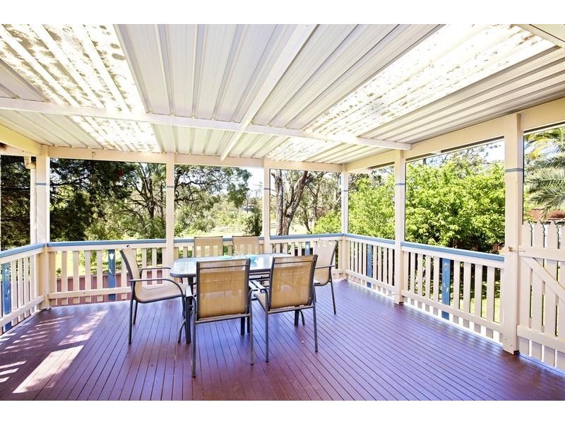 9 Adrian Street, Macquarie Fields NSW 2564