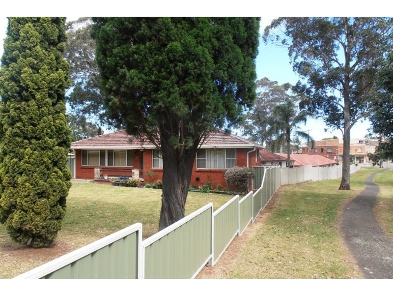 2 Horbling Avenue, Georges Hall NSW 2198