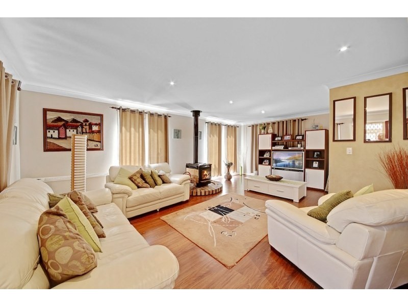 52 Bainbridge Avenue, Ingleburn NSW 2565