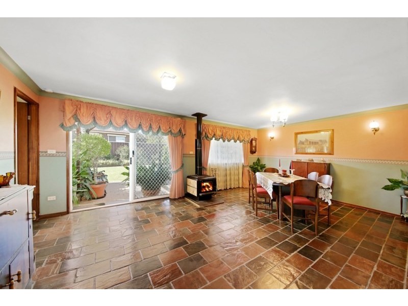 11 Lancia Drive, Ingleburn NSW 2565