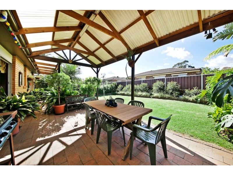 11 Lancia Drive, Ingleburn NSW 2565
