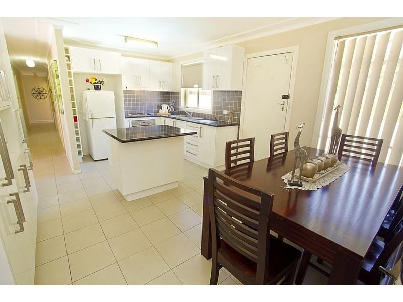 17 Alliott Street, Bradbury NSW 2560