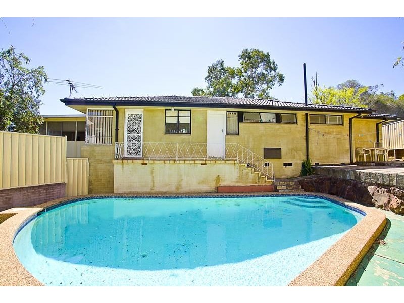 17 Alliott Street, Bradbury NSW 2560