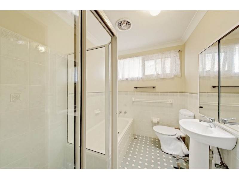 7 Bottlebrush Avenue, Bradbury NSW 2560