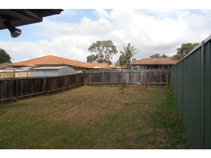 7B Valentine Place, Rosemeadow NSW 2560