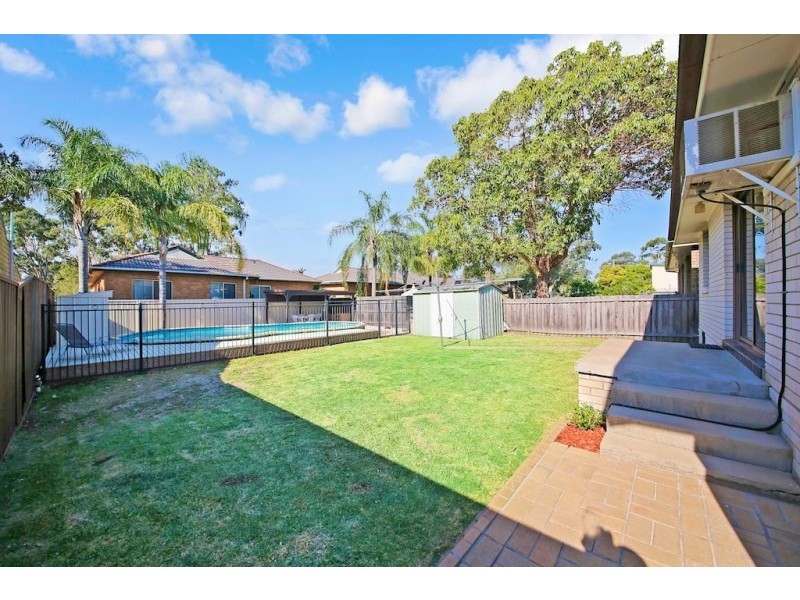 14 Warwick Street, Minto NSW 2566