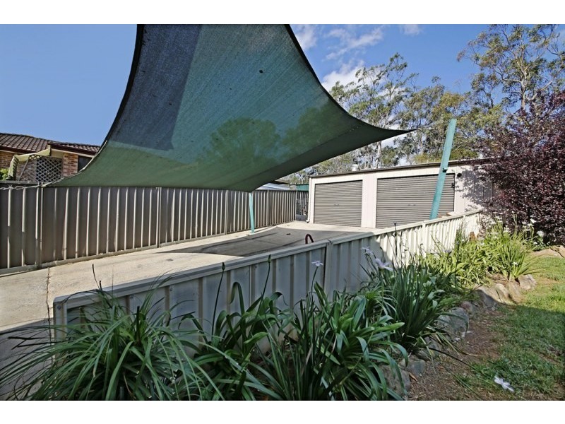 128 Helicia Road, Macquarie Fields NSW 2564