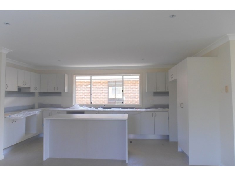 1/Part 10 Drumalbyn Street, Ingleburn NSW 2565