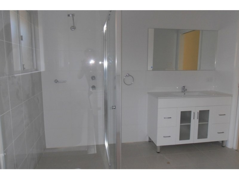 1/Part 10 Drumalbyn Street, Ingleburn NSW 2565