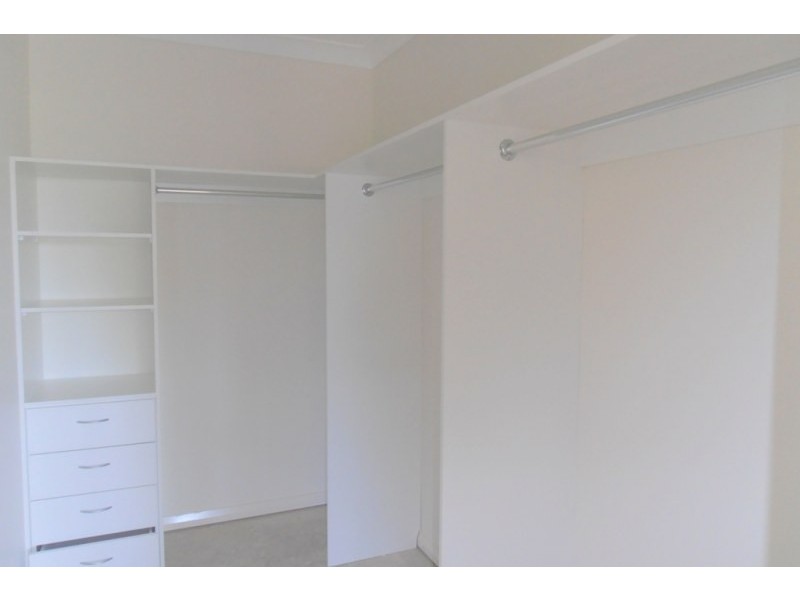 1/Part 10 Drumalbyn Street, Ingleburn NSW 2565