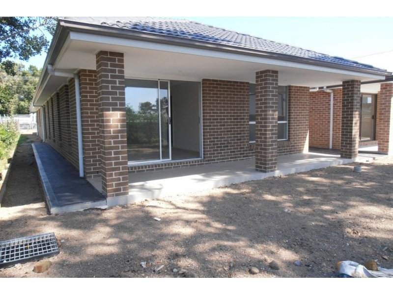 1/Part 10 Drumalbyn Street, Ingleburn NSW 2565