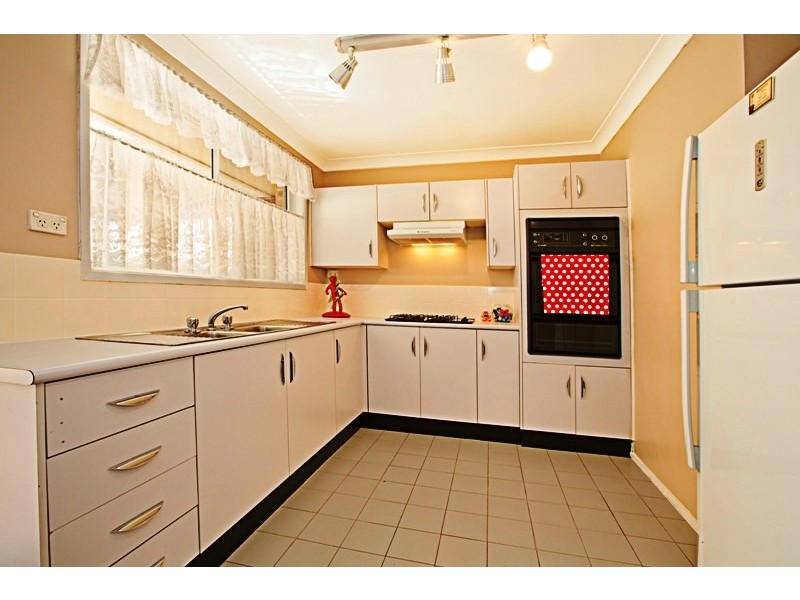 100 Chester Road, Ingleburn NSW 2565