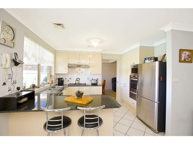 42 Livingstone Avenue, Ingleburn NSW 2565