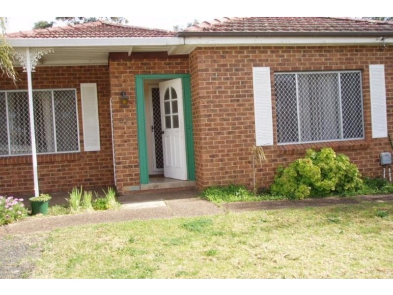 49A Edgar Street, Macquarie Fields NSW 2564