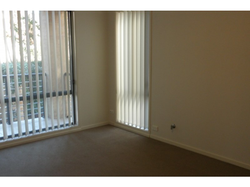 16/14 Benham Road, Minto NSW 2566