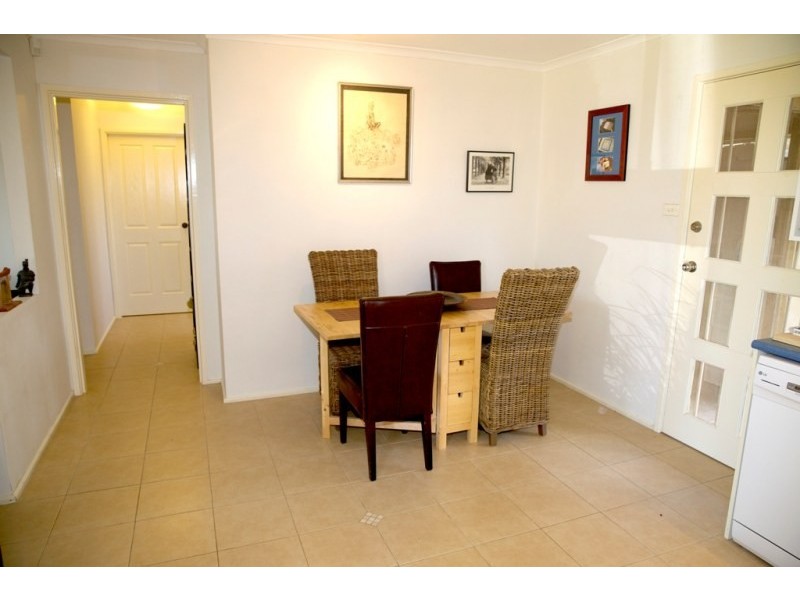 16 Mentha Place, Macquarie Fields NSW 2564