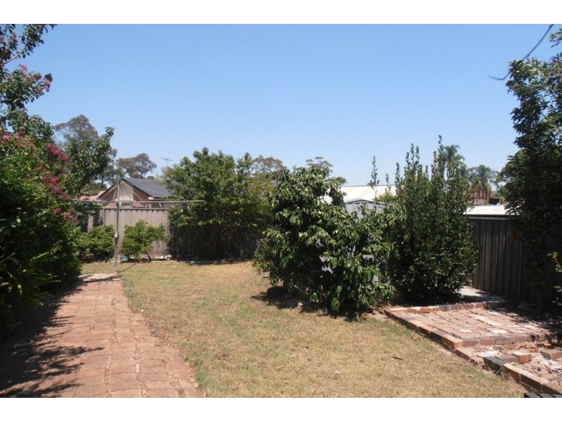 14 Croton Place, Macquarie Fields NSW 2564