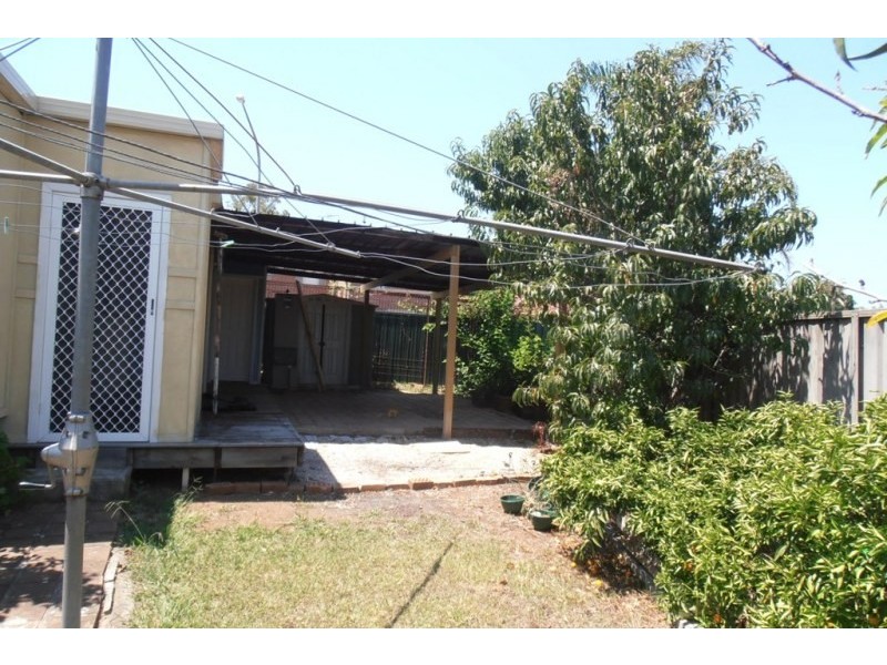 14 Croton Place, Macquarie Fields NSW 2564