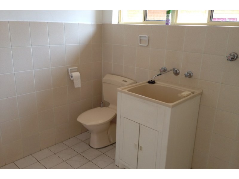 8/16-18 Cumberland Road, Ingleburn NSW 2565