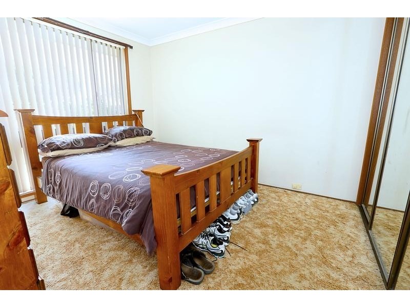 33 Evelyn Street, Macquarie Fields NSW 2564