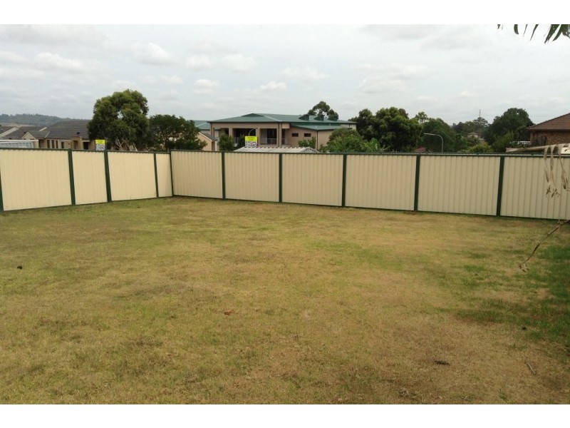 2a Boyer Place, Minto NSW 2566