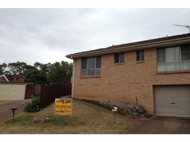 1/2 Amber Place, Eagle Vale NSW 2558