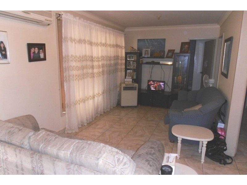 75 Fifth Avenue, Austral NSW 2179