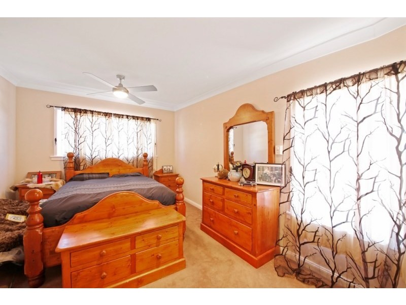 44 Eagleview Road, Minto NSW 2566