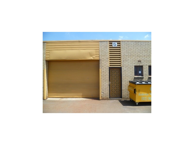 13c/4 Louise Avenue, Ingleburn NSW 2565