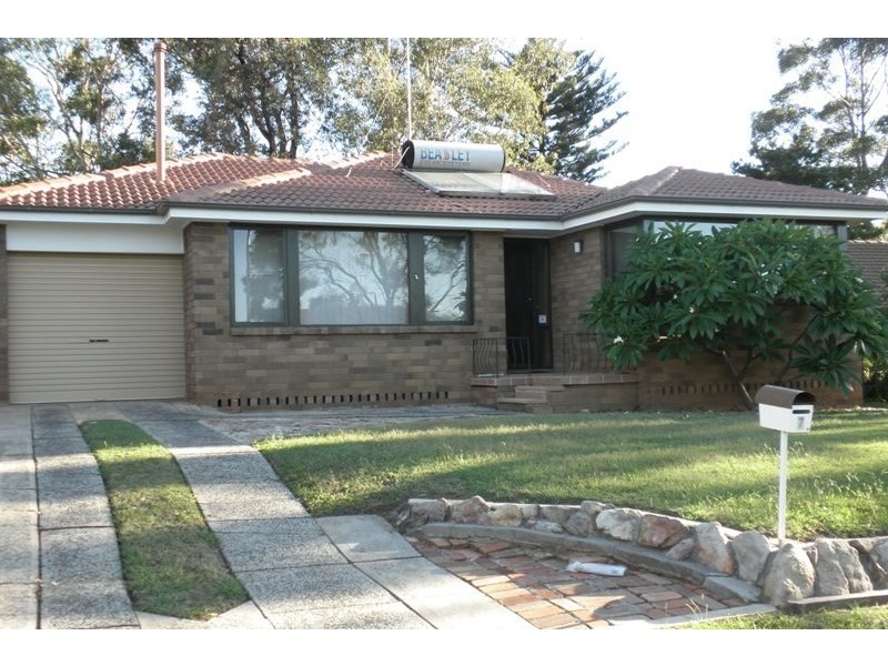 7 Bottlebrush Avenue, Bradbury NSW 2560
