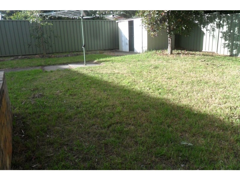 7 Bottlebrush Avenue, Bradbury NSW 2560