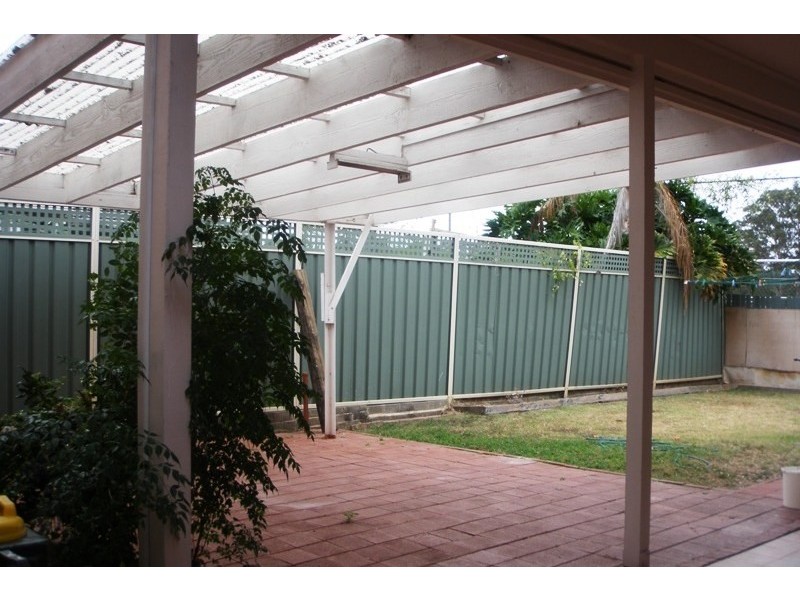 135 Evelyn Street, Macquarie Fields NSW 2564