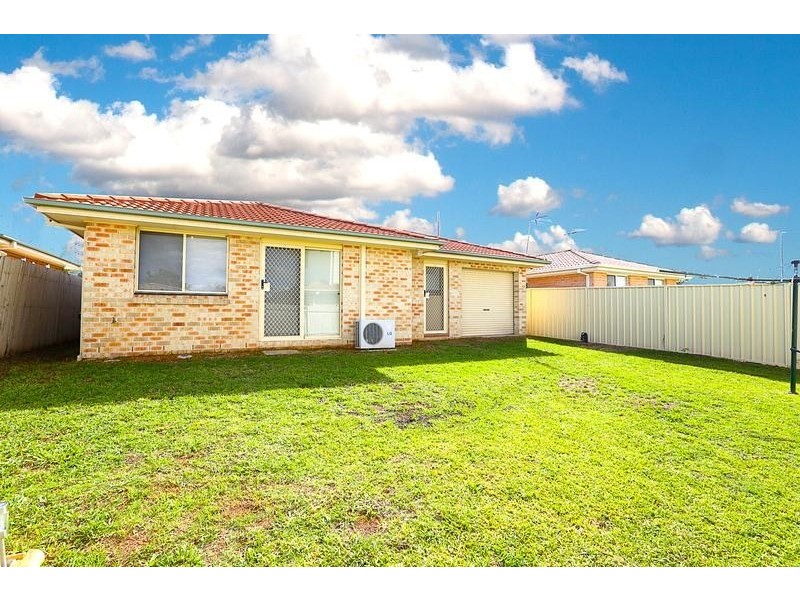 20 Wilkinson Crescent, Ingleburn NSW 2565