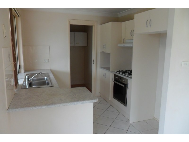 28 Styles Crescent, Minto NSW 2566