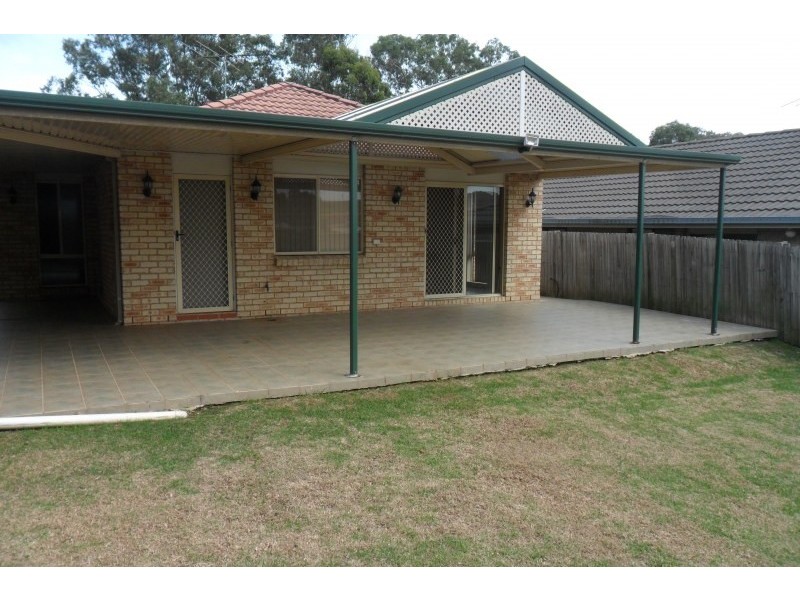 28 Styles Crescent, Minto NSW 2566