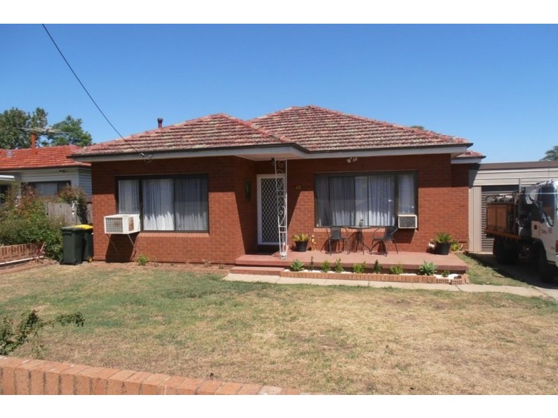 48 Atchison Road, Macquarie Fields NSW 2564