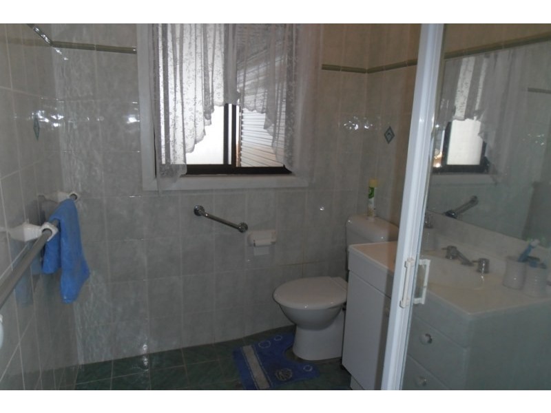 48 Atchison Road, Macquarie Fields NSW 2564