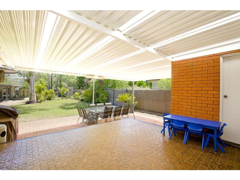 62 Third Avenue, Macquarie Fields NSW 2564