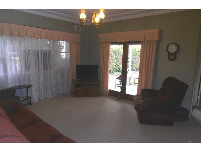 42 Euroka Street, Ingleburn NSW 2565