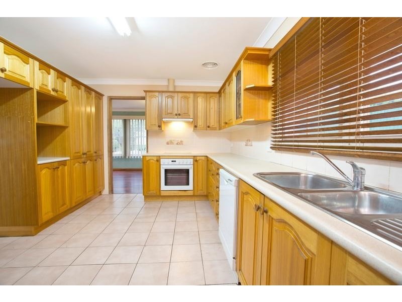 20 Ayres Crescent, Leumeah NSW 2560