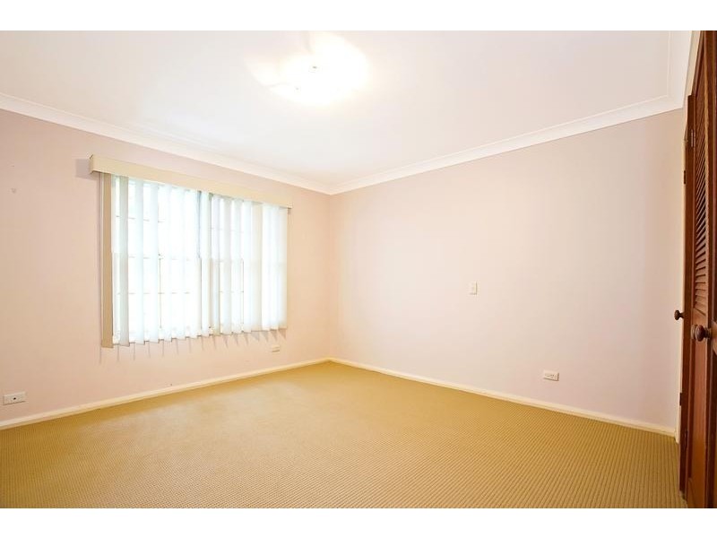 20 Ayres Crescent, Leumeah NSW 2560