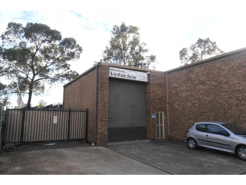 6/8 Pembury Road, Minto NSW 2566